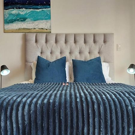 A Relaxing Getaway With Ocean Views Apartment Кейптаун Екстериор снимка